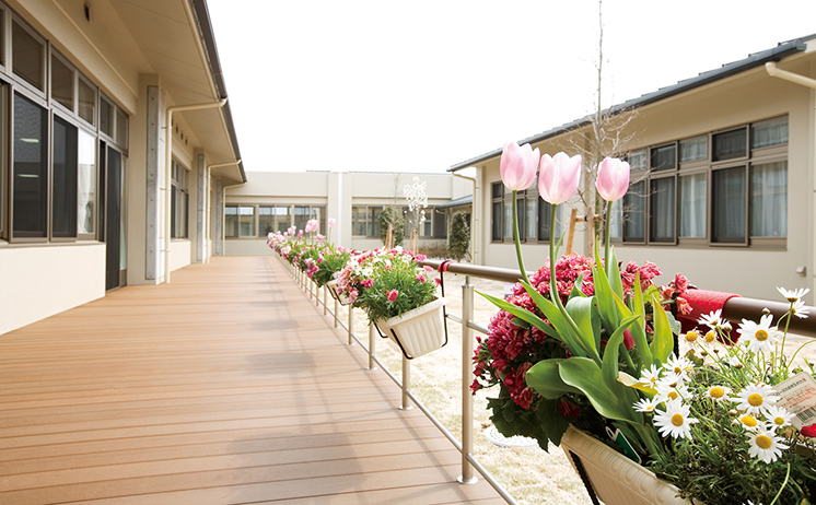 なでしこウッドデッキ
